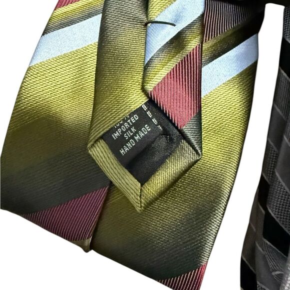 Random tie lot. Kenneth Cole, Chaps, Geoffrey bean Perry Ellis Portfolio Silk - Picture 9 of 9